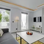 One Bedroom Walking Distance To Puerto Banus *
