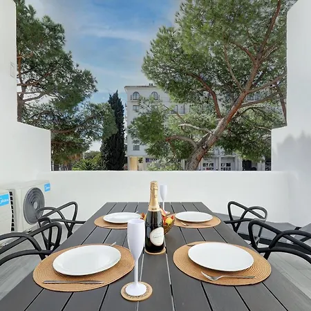 Apartment One Bedroom Walking Distance To Puerto Banus Marbella