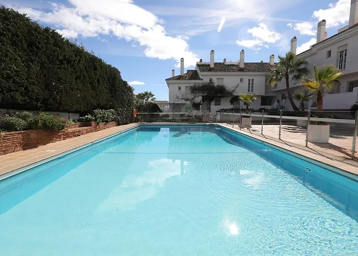 One Bedroom Walking Distance To Puerto Banus