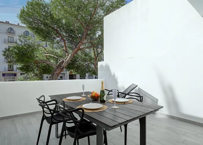 アパート One Bedroom Walking Distance To Puerto Banus マルベーリャ